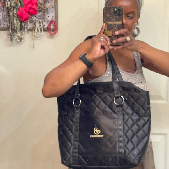 Broadmoor shopping bag tote travel black with gold lettering clean used - Picture 6 of 6